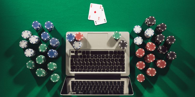 12BET_Tìm Hiểu Bài Poker Là Gì Và Những Bí Kíp Chơi Poker